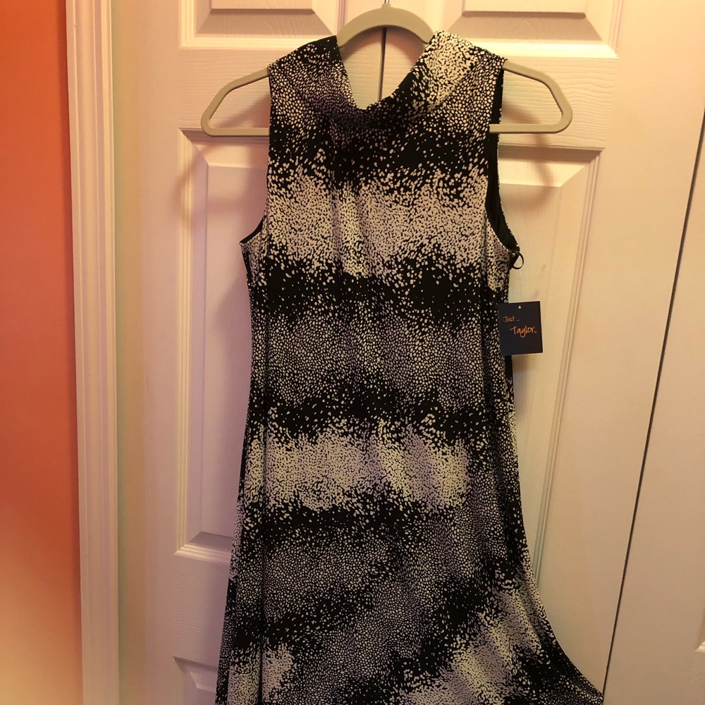 Just Taylor Casual Dress